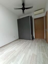 Lakeville (D22), Condominium #517614631